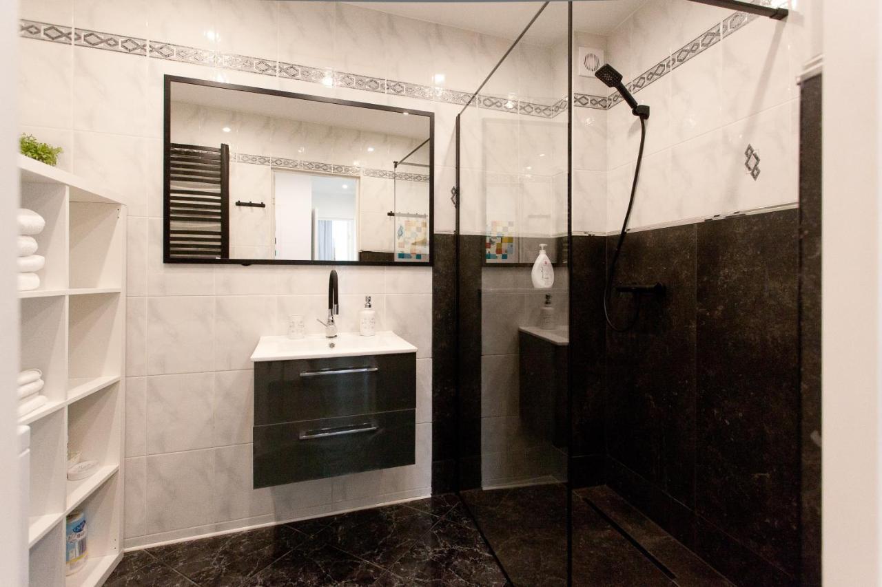 Uroczy Apartament Rzeczna Kolobřeh Exteriér fotografie