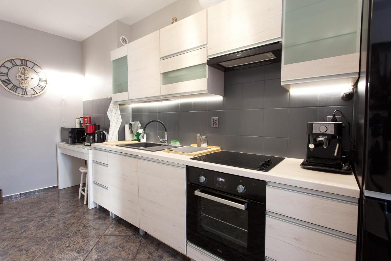 Uroczy Apartament Rzeczna Kolobřeh Exteriér fotografie